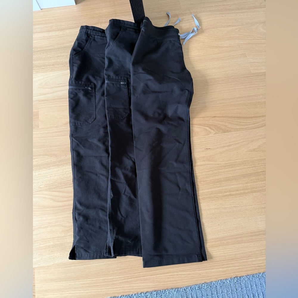 Black Figs Pants